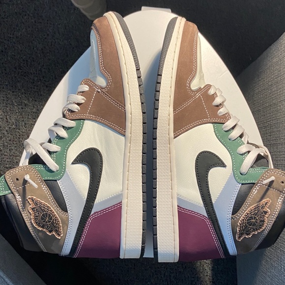 Air Jordan One "Crafted" - Picture 4 of 7